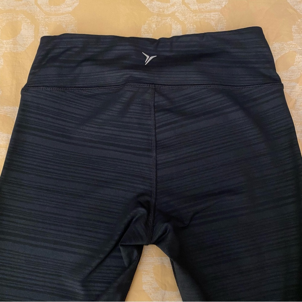 Old Navy Active Compression Leggings - Black Stripe - Picture 4 of 11